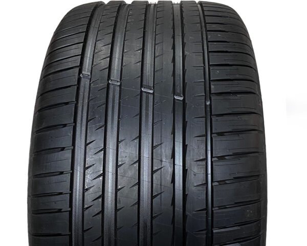 Padangos Michelin Pilot Sport 4 SUV (Rim Fringe Protection) 265/55/R19